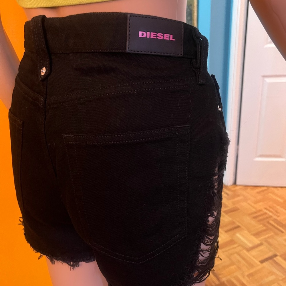 DIESEL sz 24 DE-FREED Black Distressed Denim Women Shorts NWT - Picture 5 of 6